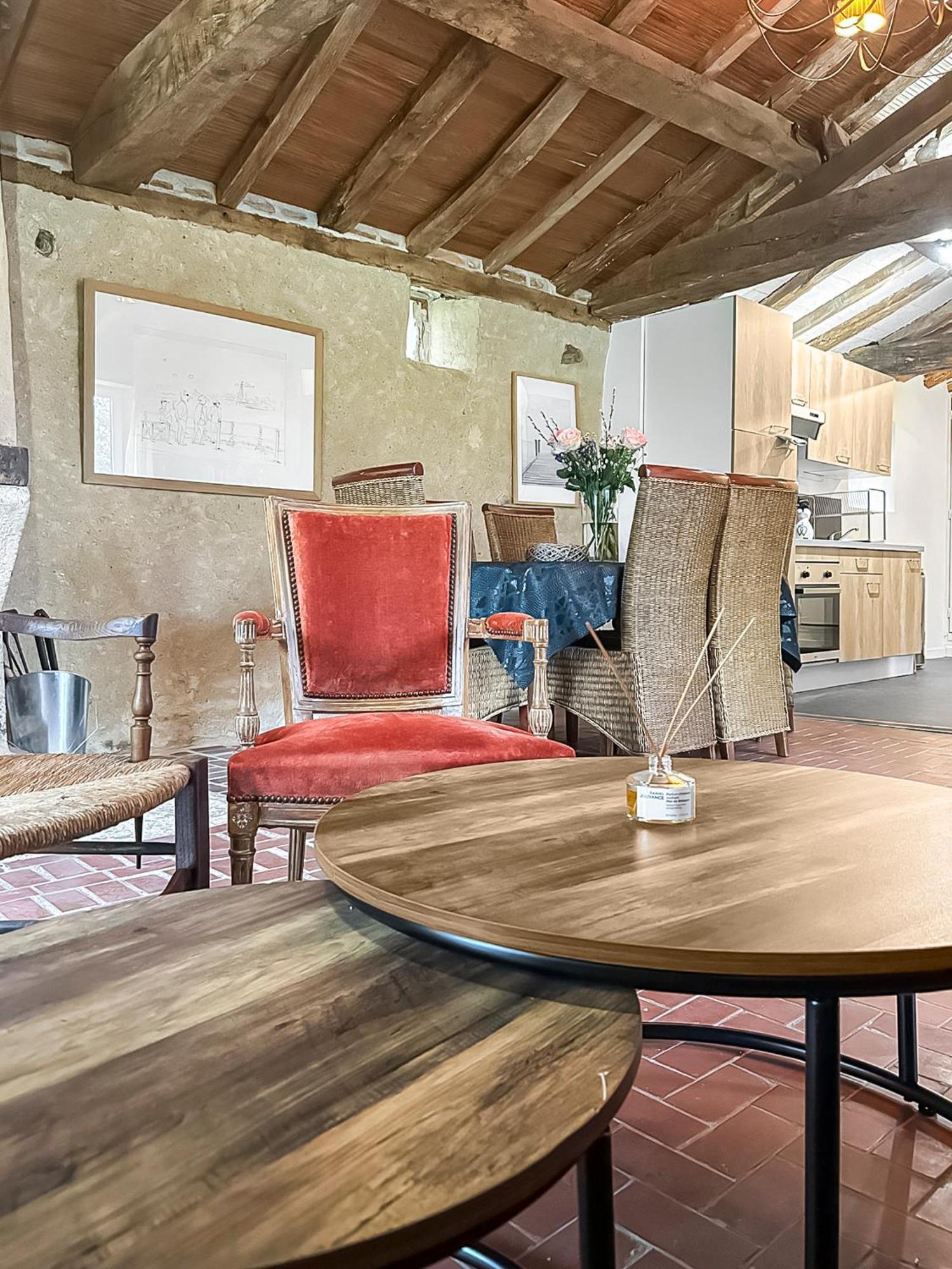 Le Clos Des Ecorcins - Terrasse - Parking Prive Saint-Amand-sur-Sevre ภายนอก รูปภาพ