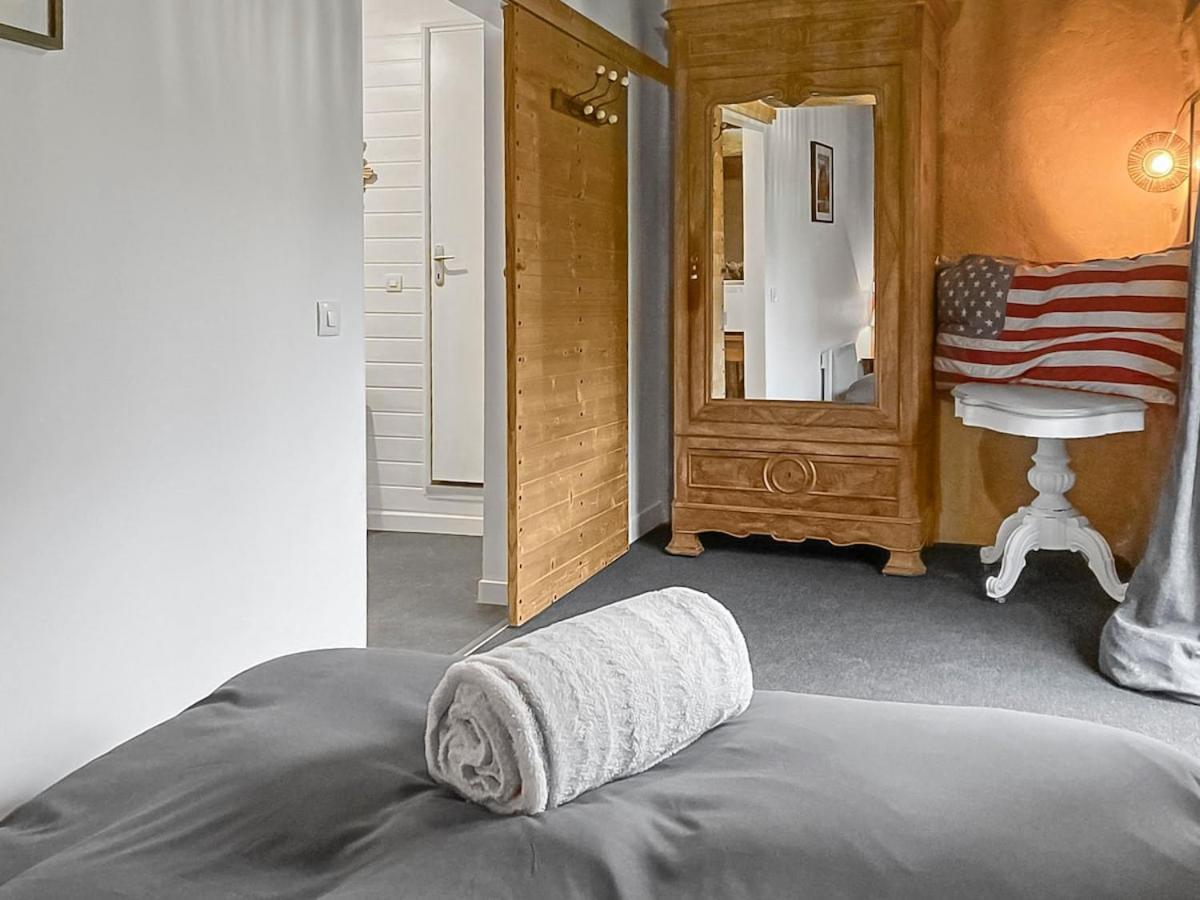 Le Clos Des Ecorcins - Terrasse - Parking Prive Saint-Amand-sur-Sevre ภายนอก รูปภาพ